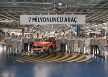 7 milyonuncu aracı banttan indirdi