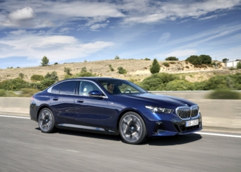 Yeni BMW 5 Serisi ön rezervasyona açıldı