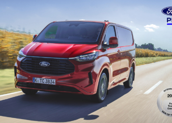 Yeniköylü Transit Custom, Yılın Ticari Aracı
