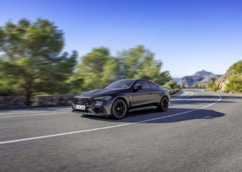 Yüksek performanslı CLE 53 AMG