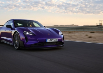 Porsche’nin en güçlüsü Taycan GT