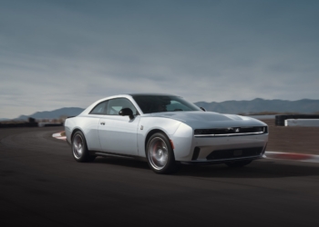 Efsane Dodge Charger elektriklendi