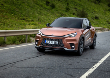 Yüzde 80 ÖTV’li ilk Lexus LBX satışta