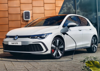 Plug-in hibrit modellere yönelecek