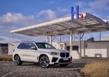 Hidrojenli BMW 2028’de geliyor