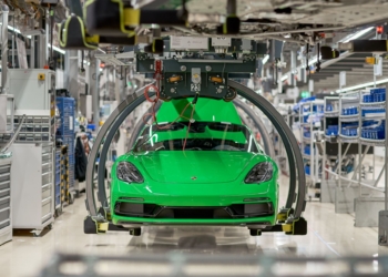 VW tesislerinde uyarı grevi