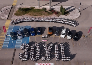 30 yılda 3.7 milyon Sakaryalı Toyota