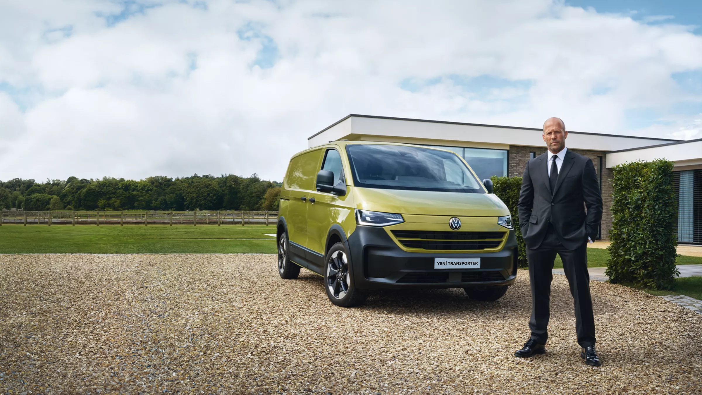 Yerli VW Transporter yollara çıktı