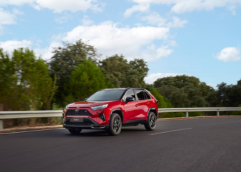 En dinamik RAV4 GR SPORT geldi