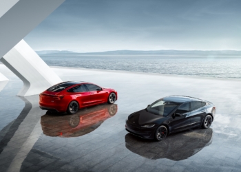 Tesla’da 13 yıl sonra bir ilk