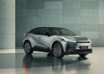 Toyota’dan 600 km menzilli C-HR+