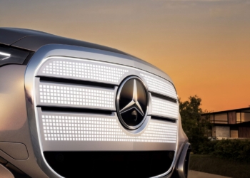 Mercedes’in yeni yüzü ortaya çıkıyor