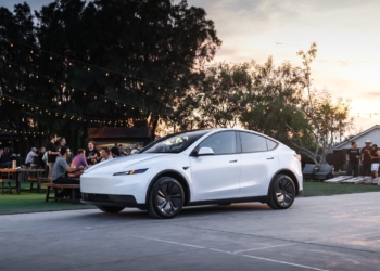 Ucuz Model Y Türkiye’ye gelecek