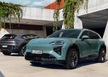 Elektrikli Cayenne şaşırtmaya geldi