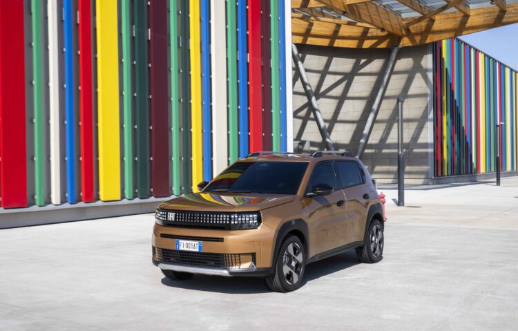 Yeni Fiat Grande Panda hibrit motorla geldi