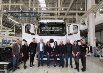 Aksaray’dan 400 bininci Mercedes kamyon