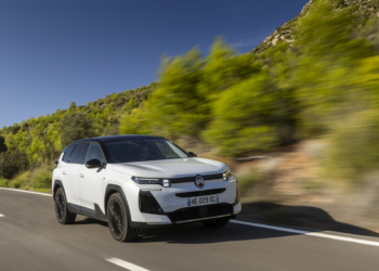 Yeni C5 Aircross iddialı fiyatla geldi