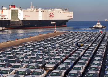 Dünyayı korkutan Çin gerçeği: İki otomobilden birini ürettiler