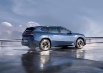 805 km menzil sunan BMW iX3 ön siparişe açıldı