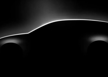 Yeni Volkswagen Golf heyecanı: Hem elektrikli hem hibrit olacak