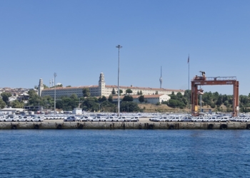 Otomotiv satışları Mart’ta frene bastı