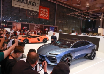 Elektrikliden vazgeçen Lamborghini haklı çıktı!