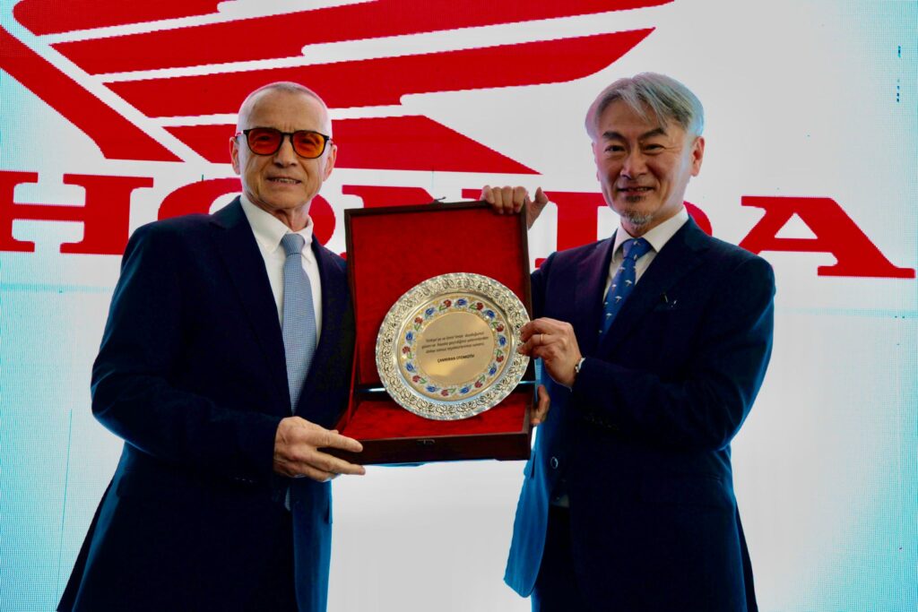 Honda motosiklet üretiminden sonra bayi ağını büyütüyor