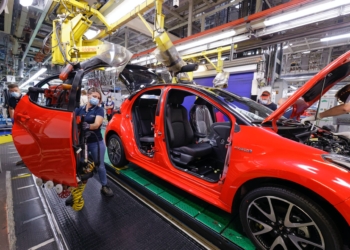 Yeni Toyota Yaris için geri sayım: Hangi motorlar olacak?