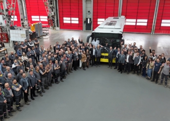 Otokar üretimi ilk Mercedes otobüs banttan indi