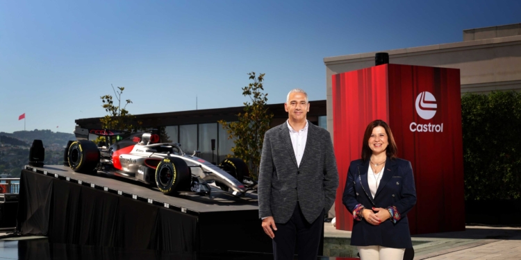 Formula 1 heyecanı: Audi R26 Showcar İstanbul’da