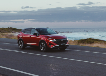 Nissan elektrikli Qashqai’yi askıya aldı