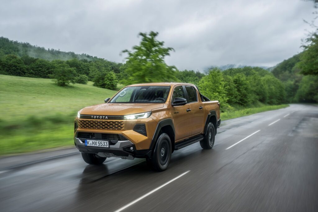 Tamamen yenilenen Toyota Hilux Ağustos’ta Türkiye’de