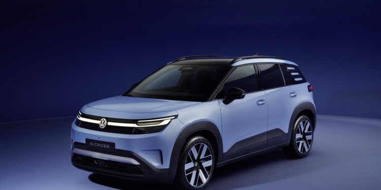 Volkswagen’in en ucuz elektrikli SUV’u ID. Cross sahnede