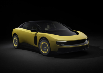 Tartışılan ilk elektrikli Ferrari satış hedefine şimdiden ulaştı