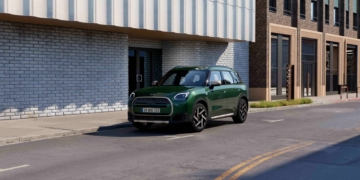 Elektrikli MINI Countryman’e yeni teknoloji paketi
