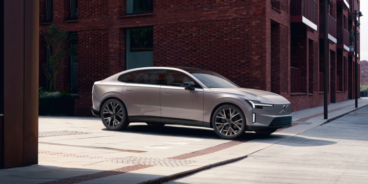 Türkiye’ye özel üretilen Volvo ES90 satışta